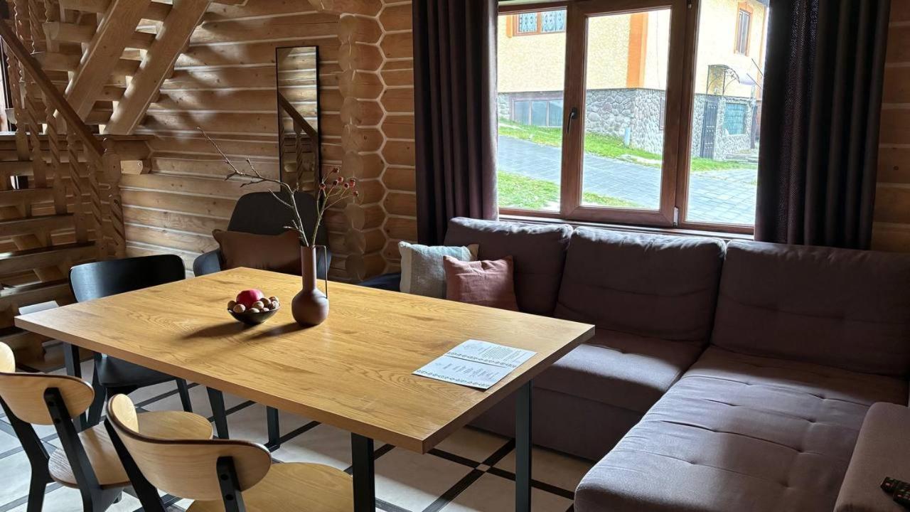 Oberig Apartmens Ворохта Экстерьер фото
