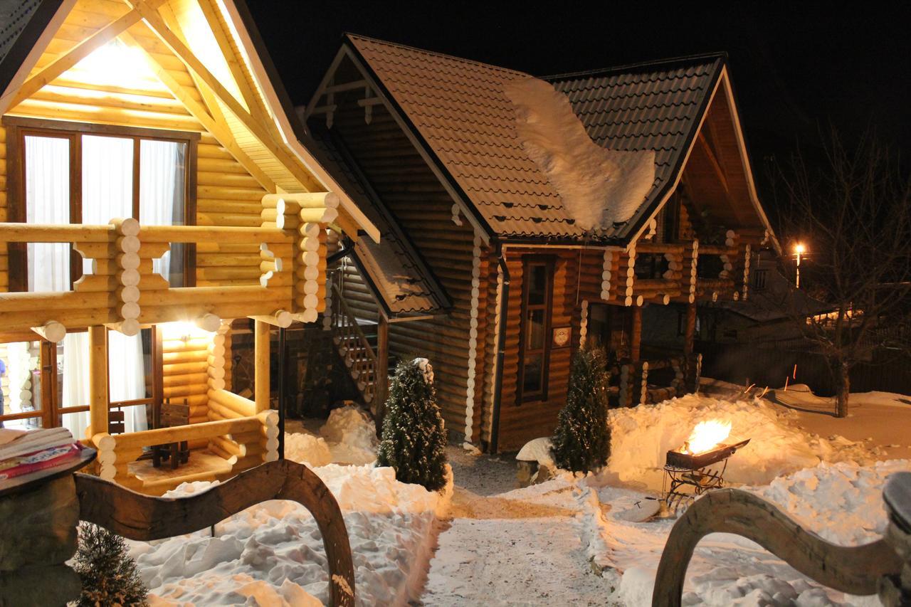 Oberig Apartmens Ворохта Экстерьер фото